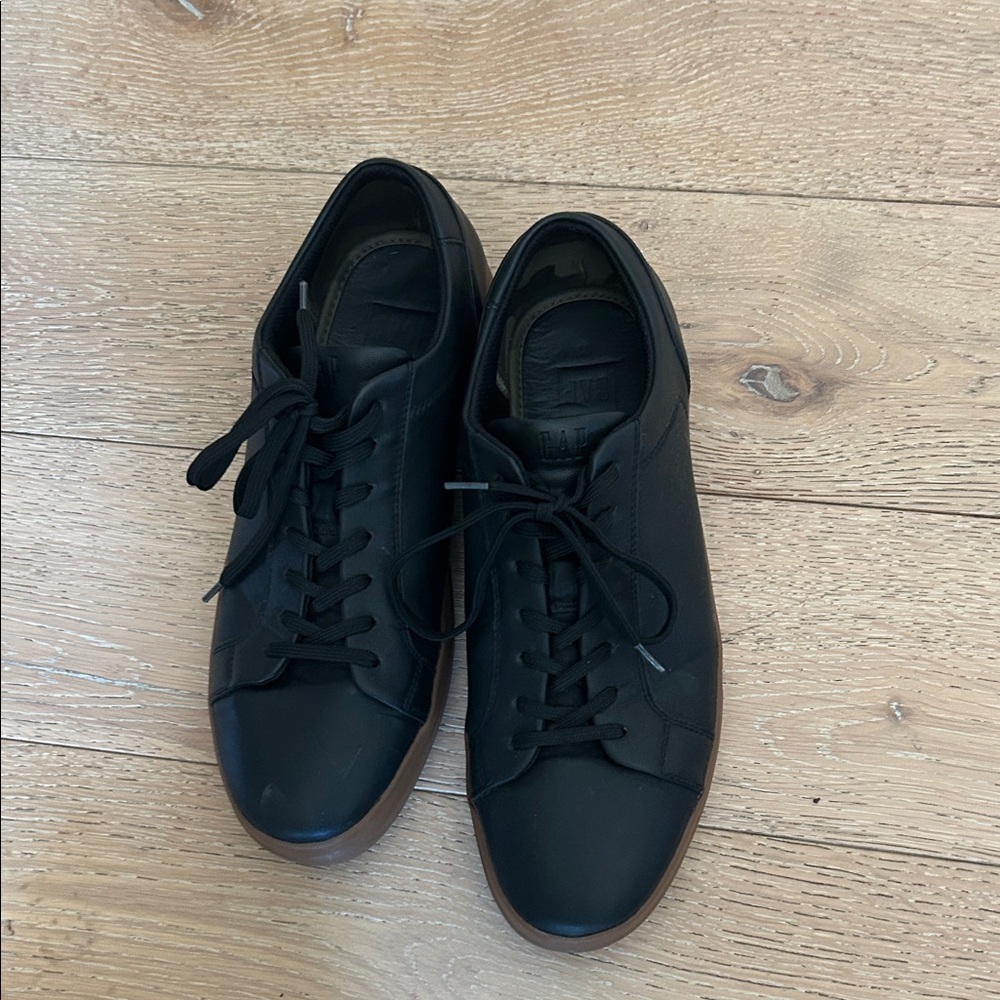 GAP Black Men's Sneakers